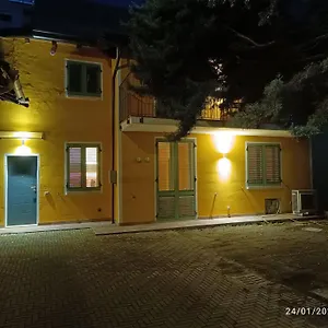 Un Angolo A Milano... , Milaan Italië